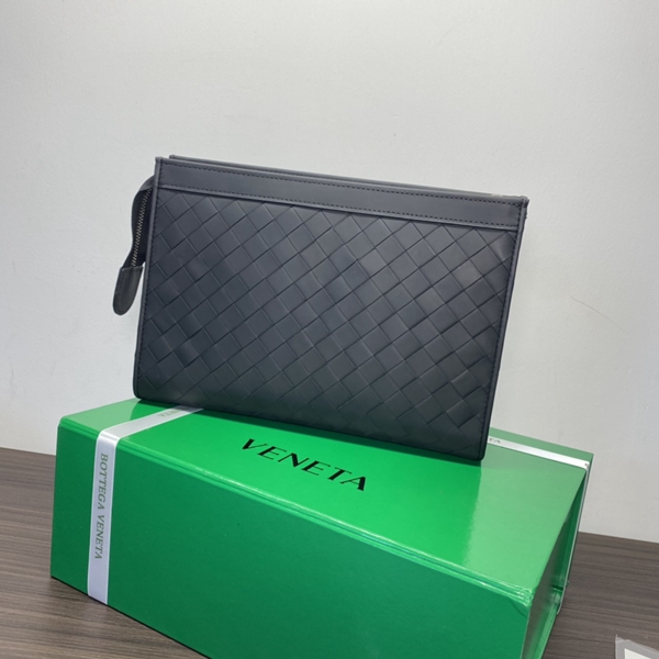 ボッテガヴェネタバッグ着用イメージ